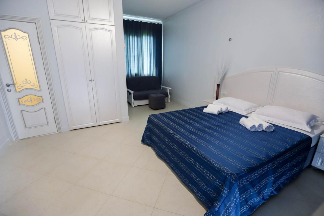 Hometel 4 Friends Gagra Extérieur photo