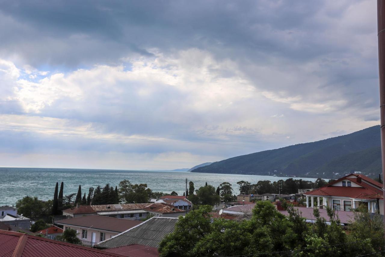 Hometel 4 Friends Gagra Extérieur photo