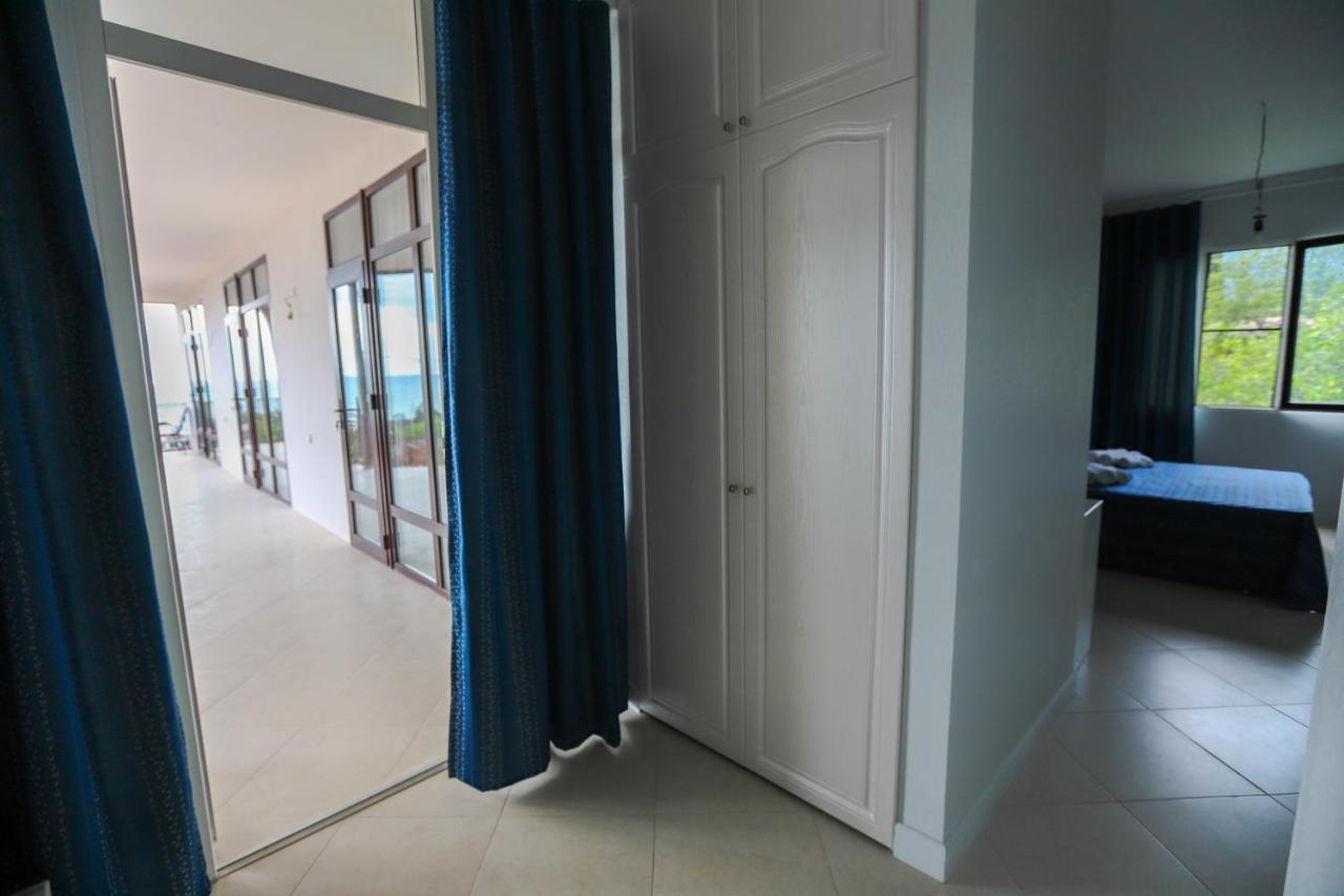 Hometel 4 Friends Gagra Extérieur photo